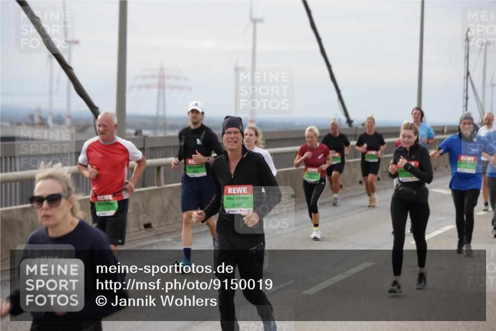 03.10.2025 - Köhlbrandbrückenlauf Jannik Wohlers http://msf.ph/oto/9150019 03.10.2025 15:55:03 Position 1 8480 meine-sportfotos.de