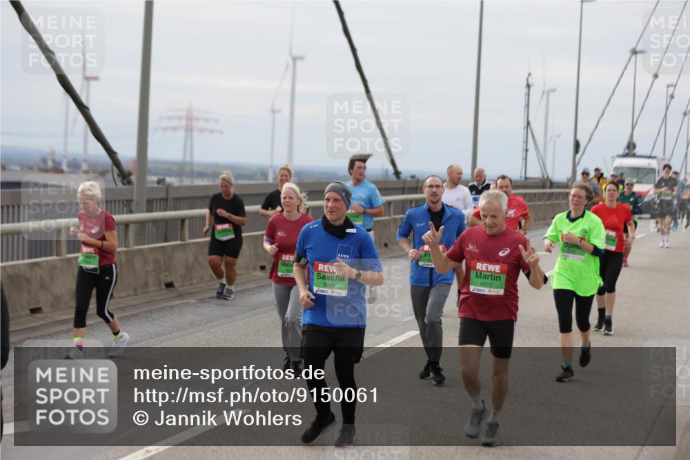 03.10.2025 - Köhlbrandbrückenlauf Jannik Wohlers http://msf.ph/oto/9150061 03.10.2025 15:55:06 Position 1 9245, 8615 meine-sportfotos.de