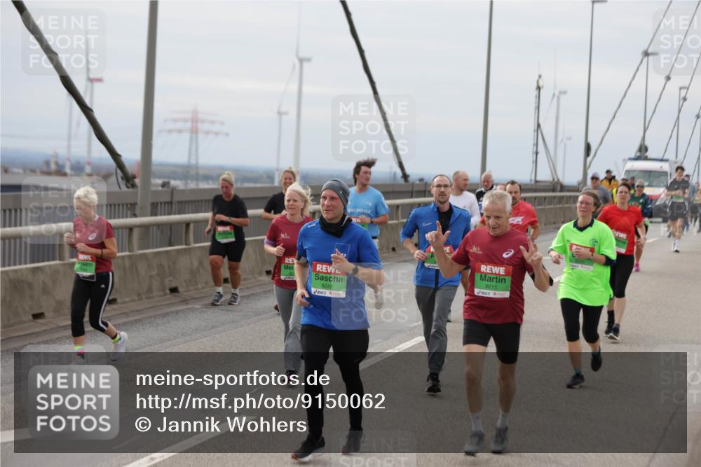 03.10.2025 - Köhlbrandbrückenlauf Jannik Wohlers http://msf.ph/oto/9150062 03.10.2025 15:55:06 Position 1 9245, 8615 meine-sportfotos.de