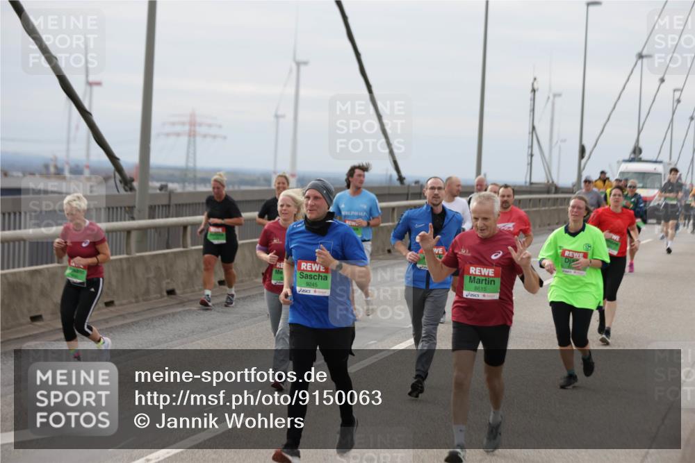 03.10.2025 - Köhlbrandbrückenlauf Jannik Wohlers http://msf.ph/oto/9150063 03.10.2025 15:55:06 Position 1 9245, 8615 meine-sportfotos.de