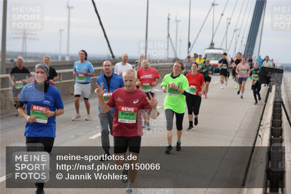 03.10.2025 - Köhlbrandbrückenlauf Jannik Wohlers http://msf.ph/oto/9150066 03.10.2025 15:55:07 Position 1 245, 8615 meine-sportfotos.de