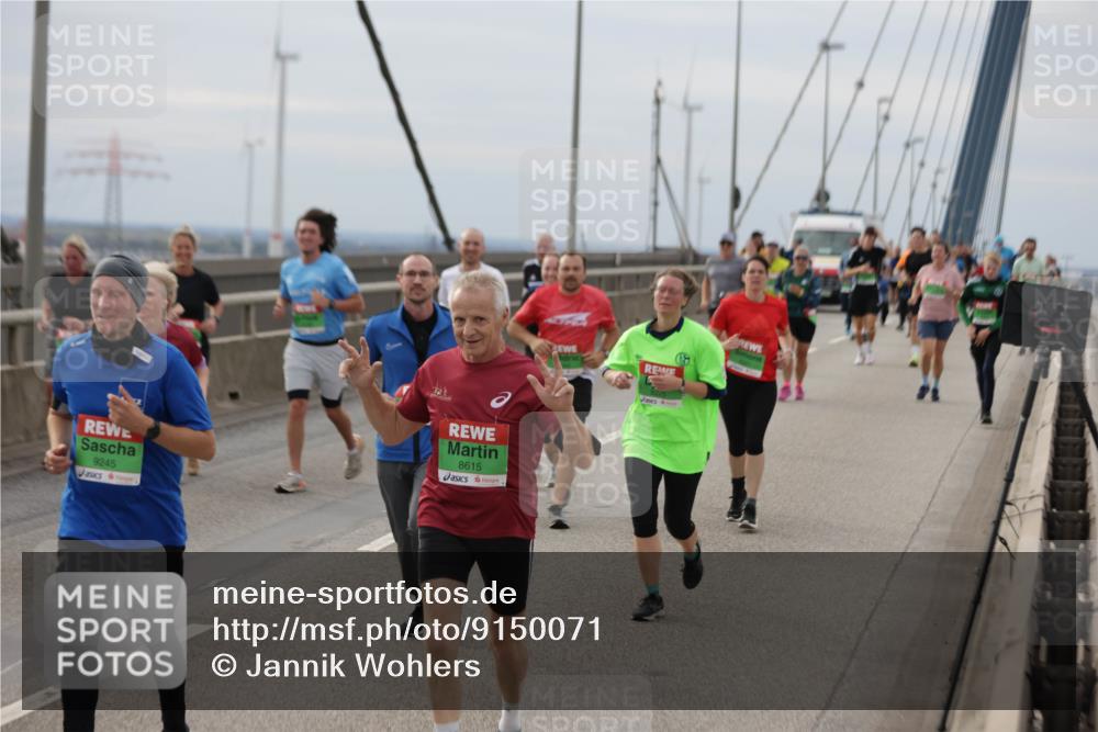 03.10.2025 - Köhlbrandbrückenlauf Jannik Wohlers http://msf.ph/oto/9150071 03.10.2025 15:55:07 Position 1 9245, 8615 meine-sportfotos.de