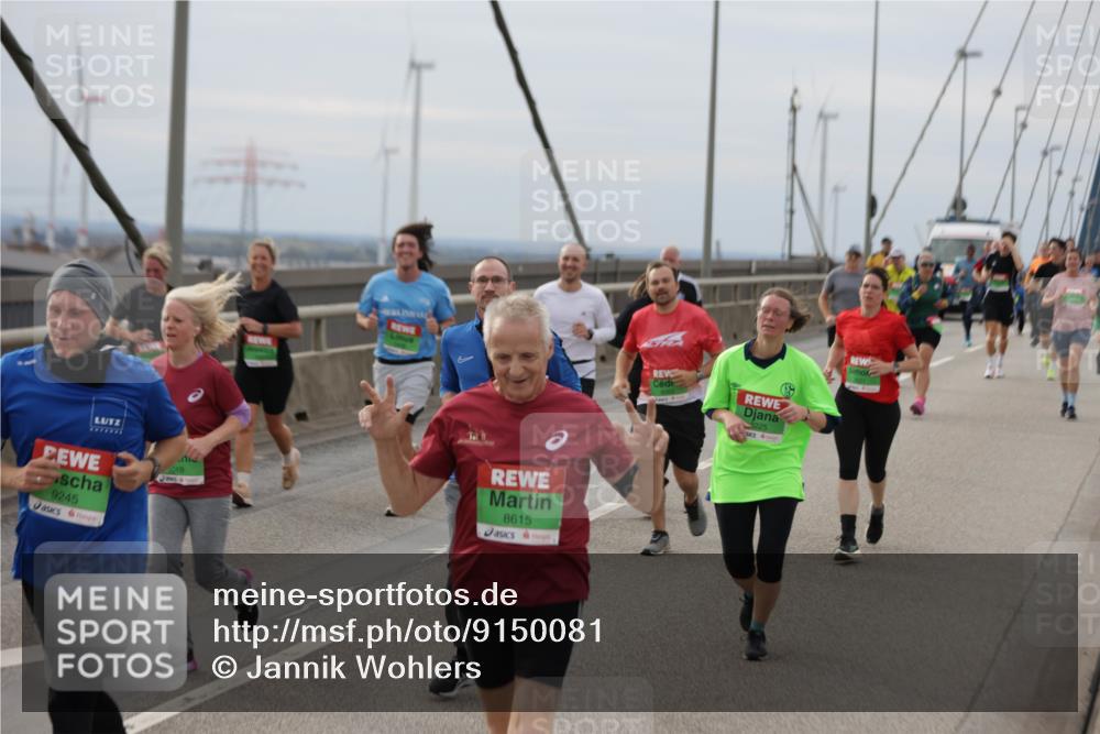 03.10.2025 - Köhlbrandbrückenlauf Jannik Wohlers http://msf.ph/oto/9150081 03.10.2025 15:55:08 Position 1 9245, 19, 8615, 9225 meine-sportfotos.de