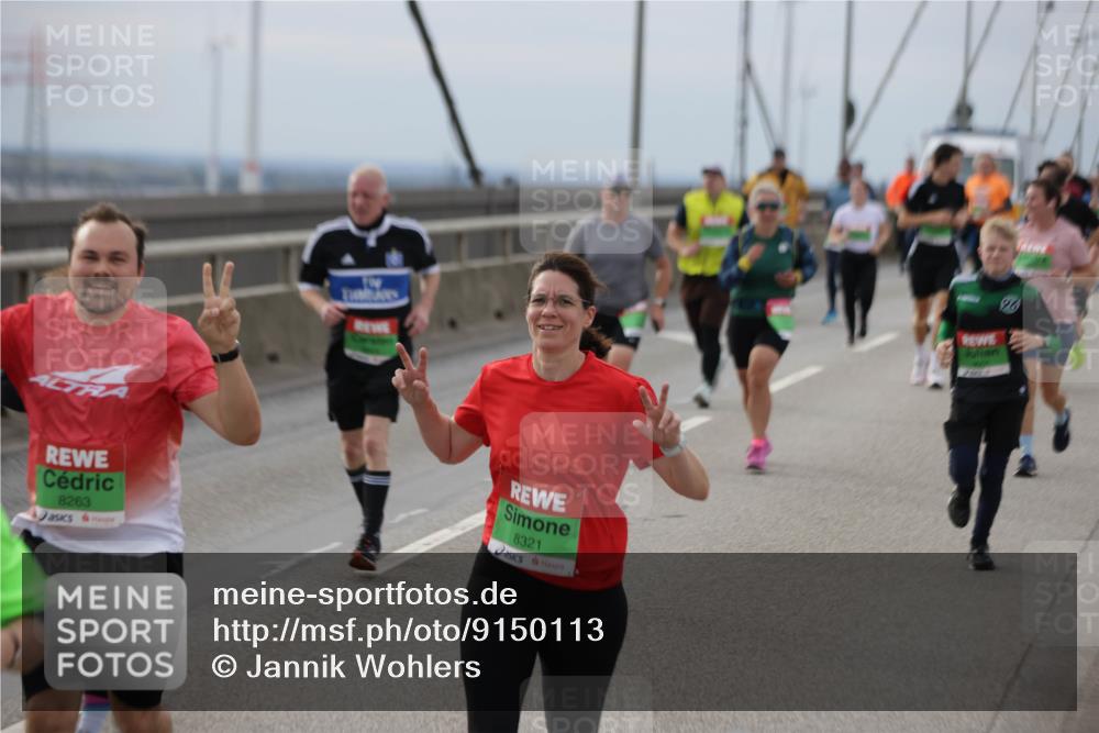 03.10.2025 - Köhlbrandbrückenlauf Jannik Wohlers http://msf.ph/oto/9150113 03.10.2025 15:55:10 Position 1 8263, 8321 meine-sportfotos.de