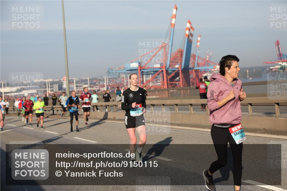 03.10.2025 - Köhlbrandbrückenlauf Yannick Fuchs http://msf.ph/oto/9150115 03.10.2025 08:41:58 Position 2 2698 meine-sportfotos.de