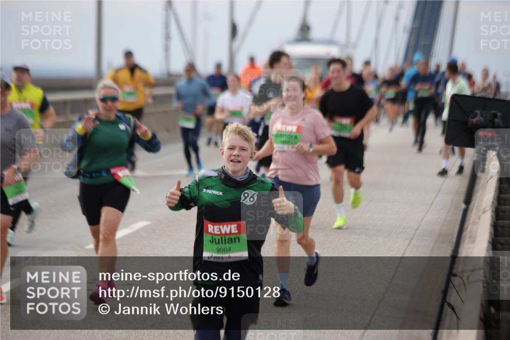 03.10.2025 - Köhlbrandbrückenlauf Jannik Wohlers http://msf.ph/oto/9150128 03.10.2025 15:55:12 Position 1 96, 9064 meine-sportfotos.de