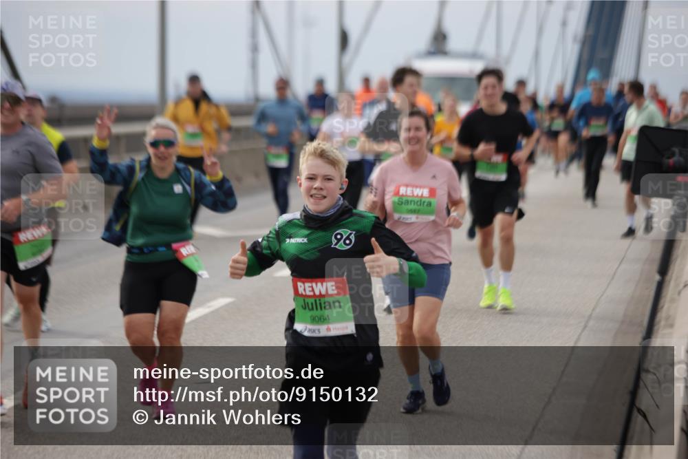 03.10.2025 - Köhlbrandbrückenlauf Jannik Wohlers http://msf.ph/oto/9150132 03.10.2025 15:55:12 Position 1 96, 9064, 0917 meine-sportfotos.de