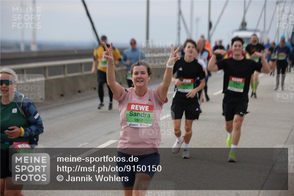 03.10.2025 - Köhlbrandbrückenlauf Jannik Wohlers http://msf.ph/oto/9150150 03.10.2025 15:55:14 Position 1 9517 meine-sportfotos.de