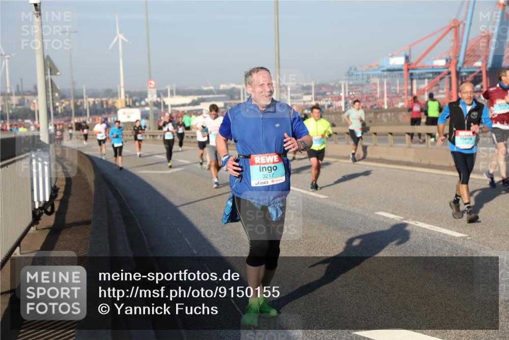 03.10.2025 - Köhlbrandbrückenlauf Yannick Fuchs http://msf.ph/oto/9150155 03.10.2025 08:42:02 Position 2 3217 meine-sportfotos.de