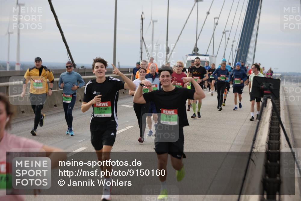 03.10.2025 - Köhlbrandbrückenlauf Jannik Wohlers http://msf.ph/oto/9150160 03.10.2025 15:55:16 Position 1 19, 9266, 9267 meine-sportfotos.de