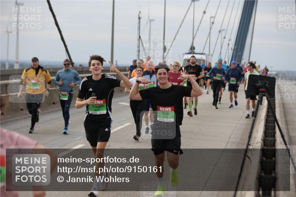 03.10.2025 - Köhlbrandbrückenlauf Jannik Wohlers http://msf.ph/oto/9150161 03.10.2025 15:55:16 Position 1 9266, 9267 meine-sportfotos.de