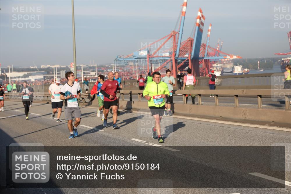 03.10.2025 - Köhlbrandbrückenlauf Yannick Fuchs http://msf.ph/oto/9150184 03.10.2025 08:42:04 Position 2 3198 meine-sportfotos.de