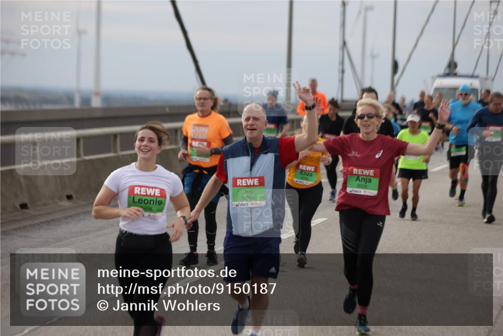 03.10.2025 - Köhlbrandbrückenlauf Jannik Wohlers http://msf.ph/oto/9150187 03.10.2025 15:55:19 Position 1 956, 9749, 8790, 9208 meine-sportfotos.de