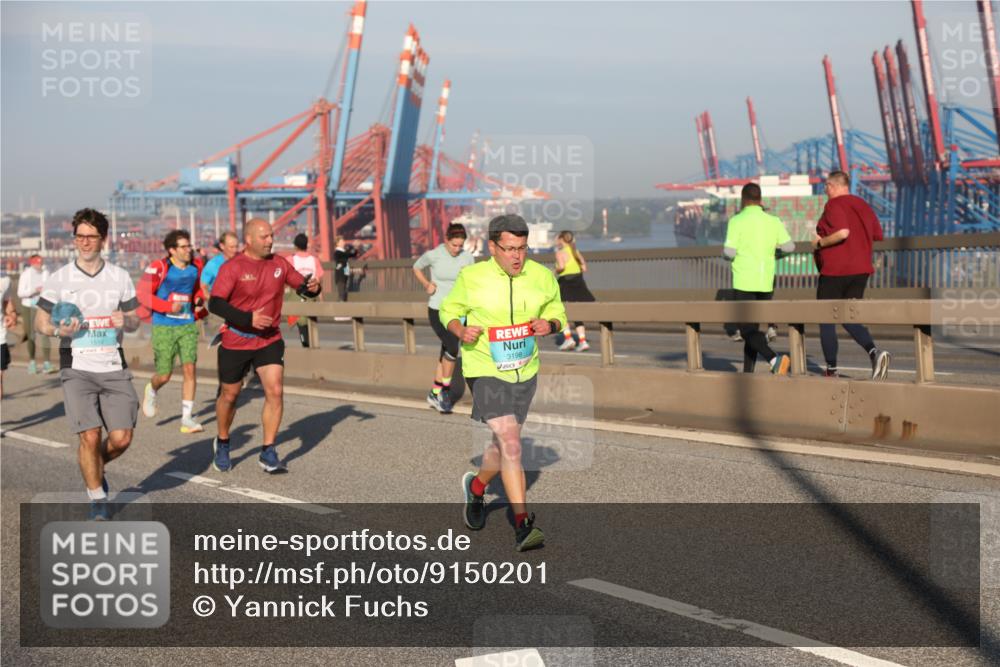 03.10.2025 - Köhlbrandbrückenlauf Yannick Fuchs http://msf.ph/oto/9150201 03.10.2025 08:42:05 Position 2 1516, 3198 meine-sportfotos.de