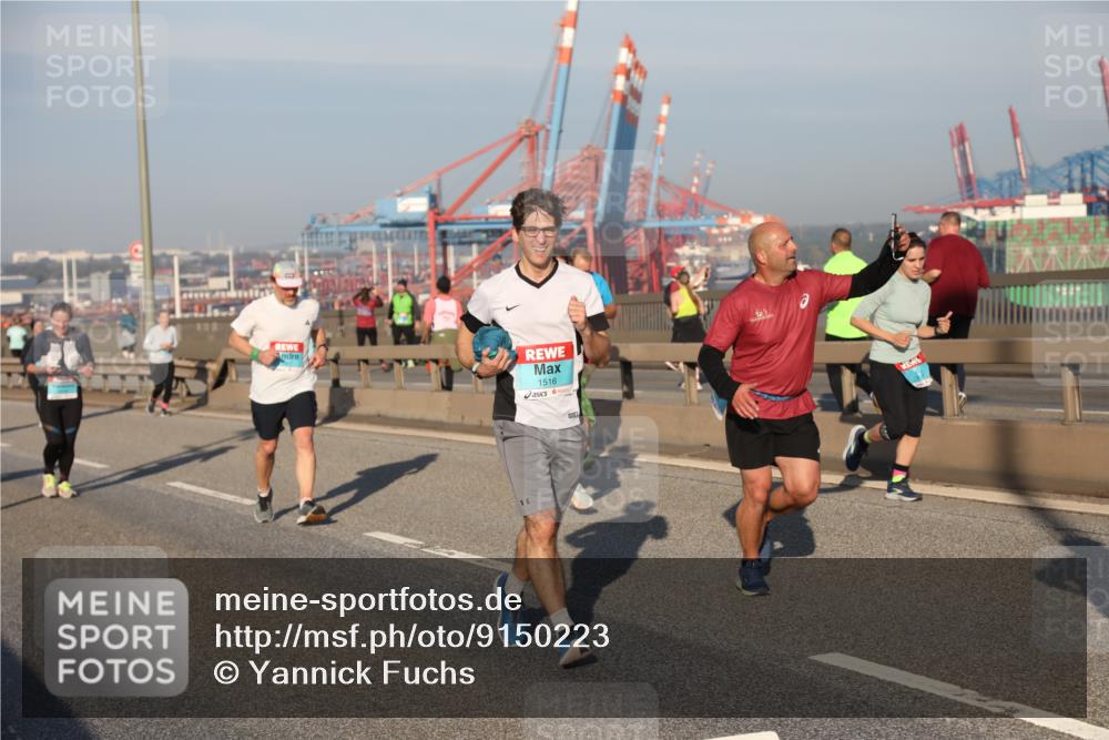 03.10.2025 - Köhlbrandbrückenlauf Yannick Fuchs http://msf.ph/oto/9150223 03.10.2025 08:42:07 Position 2 1516, 15 meine-sportfotos.de