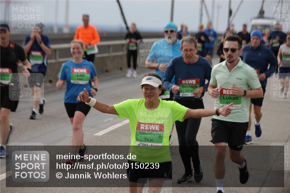 03.10.2025 - Köhlbrandbrückenlauf Jannik Wohlers http://msf.ph/oto/9150239 03.10.2025 15:55:24 Position 1 7436, 8314, 6, 831 meine-sportfotos.de