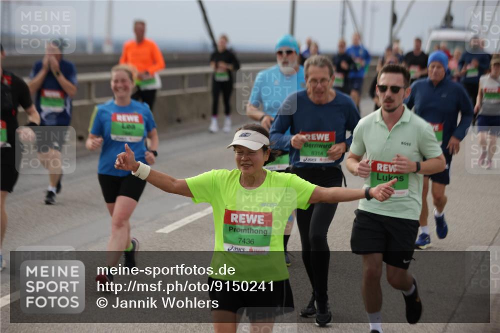 03.10.2025 - Köhlbrandbrückenlauf Jannik Wohlers http://msf.ph/oto/9150241 03.10.2025 15:55:24 Position 1 7436, 8314 meine-sportfotos.de