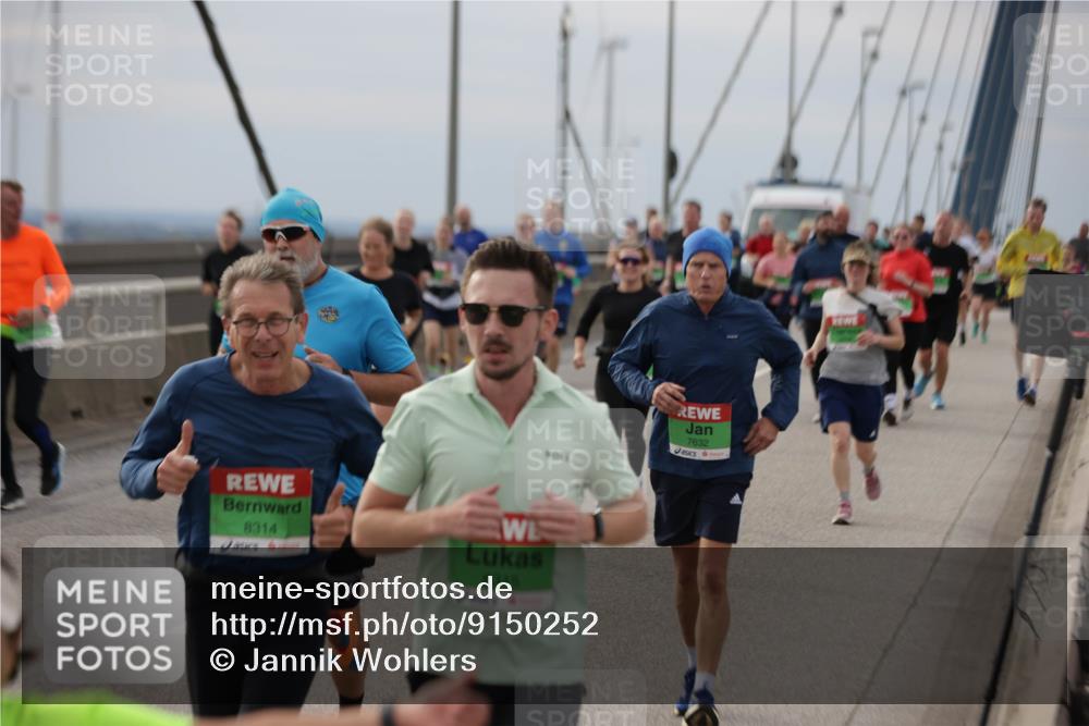 03.10.2025 - Köhlbrandbrückenlauf Jannik Wohlers http://msf.ph/oto/9150252 03.10.2025 15:55:25 Position 1 8314, 8315, 7632 meine-sportfotos.de