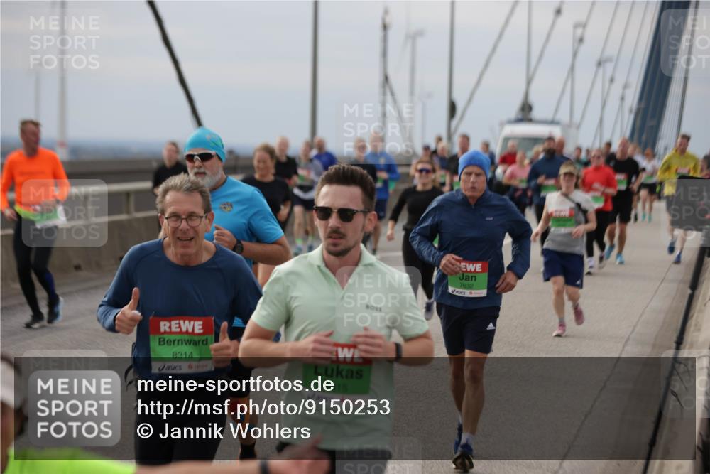03.10.2025 - Köhlbrandbrückenlauf Jannik Wohlers http://msf.ph/oto/9150253 03.10.2025 15:55:25 Position 1 8314, 8315, 7632 meine-sportfotos.de