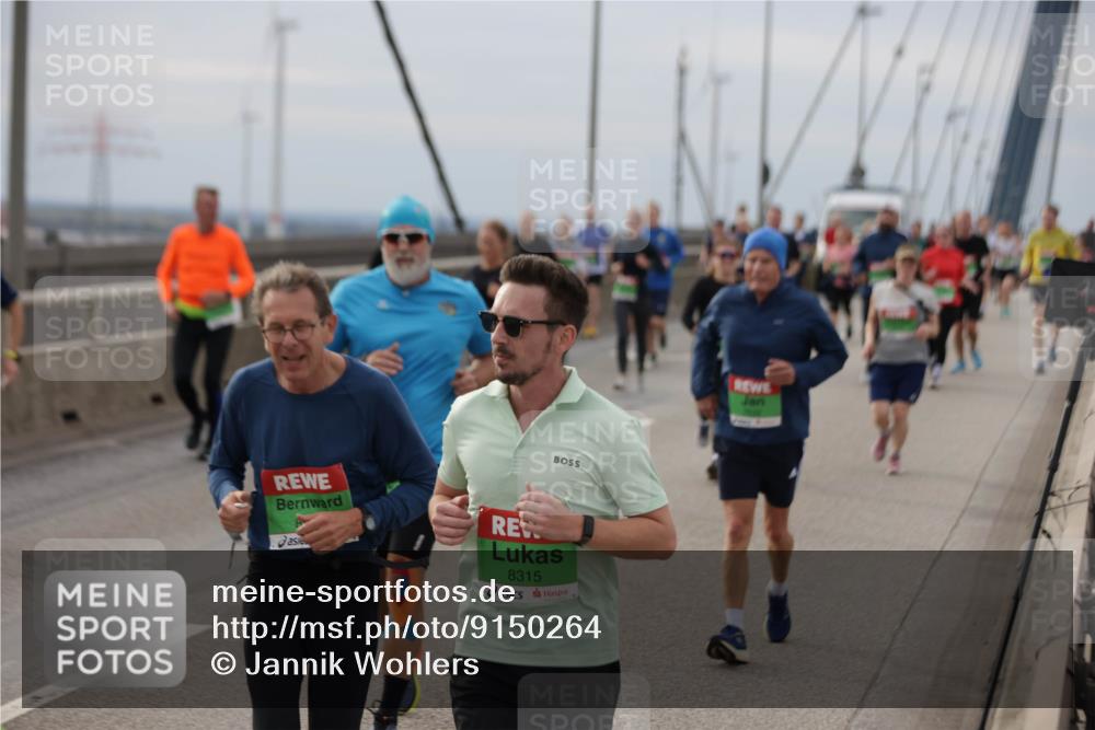 03.10.2025 - Köhlbrandbrückenlauf Jannik Wohlers http://msf.ph/oto/9150264 03.10.2025 15:55:25 Position 1 8315 meine-sportfotos.de