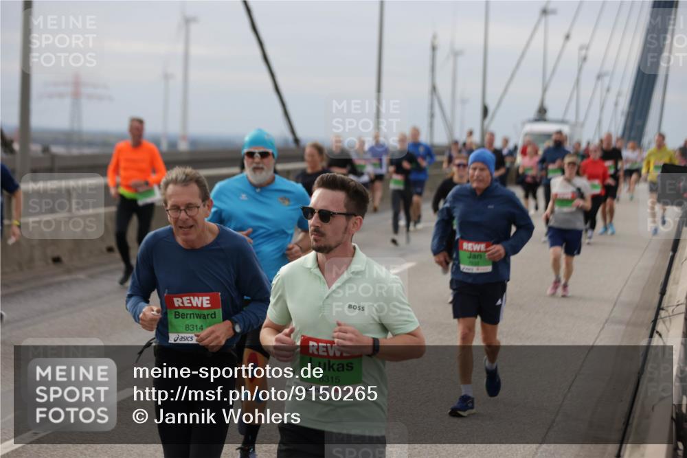 03.10.2025 - Köhlbrandbrückenlauf Jannik Wohlers http://msf.ph/oto/9150265 03.10.2025 15:55:25 Position 1 8314, 8315 meine-sportfotos.de