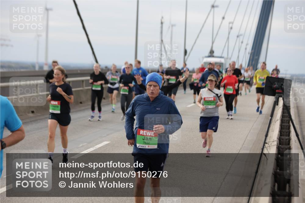 03.10.2025 - Köhlbrandbrückenlauf Jannik Wohlers http://msf.ph/oto/9150276 03.10.2025 15:55:27 Position 1 7632 meine-sportfotos.de
