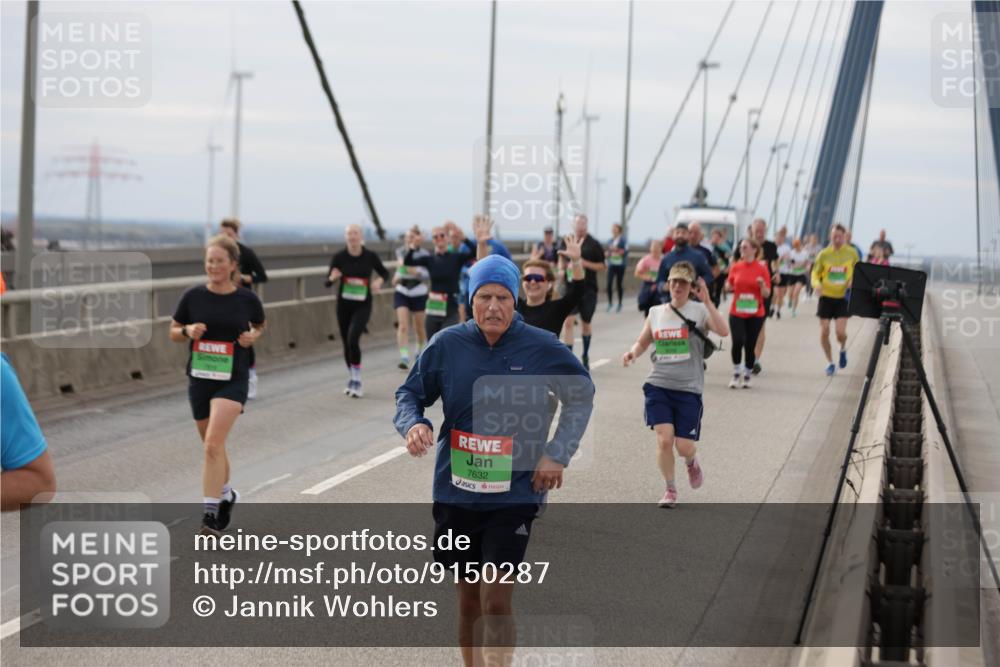 03.10.2025 - Köhlbrandbrückenlauf Jannik Wohlers http://msf.ph/oto/9150287 03.10.2025 15:55:27 Position 1 7632 meine-sportfotos.de