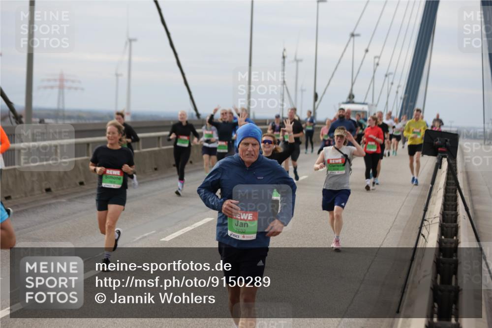 03.10.2025 - Köhlbrandbrückenlauf Jannik Wohlers http://msf.ph/oto/9150289 03.10.2025 15:55:27 Position 1 7632 meine-sportfotos.de