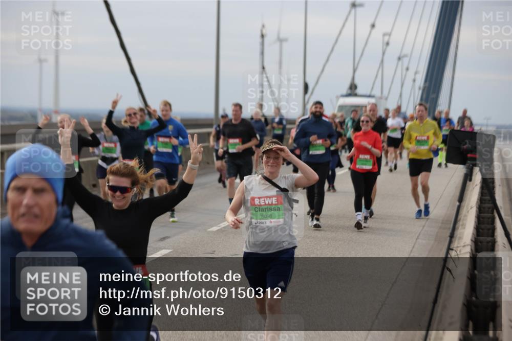 03.10.2025 - Köhlbrandbrückenlauf Jannik Wohlers http://msf.ph/oto/9150312 03.10.2025 15:55:29 Position 1 8098 meine-sportfotos.de