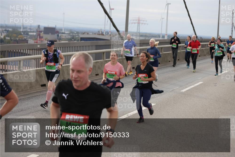 03.10.2025 - Köhlbrandbrückenlauf Jannik Wohlers http://msf.ph/oto/9150333 03.10.2025 15:55:36 Position 1 9272, 7550 meine-sportfotos.de