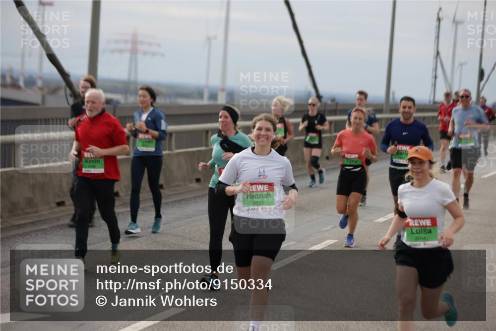 03.10.2025 - Köhlbrandbrückenlauf Jannik Wohlers http://msf.ph/oto/9150334 03.10.2025 15:55:39 Position 1 8953, 8044 meine-sportfotos.de