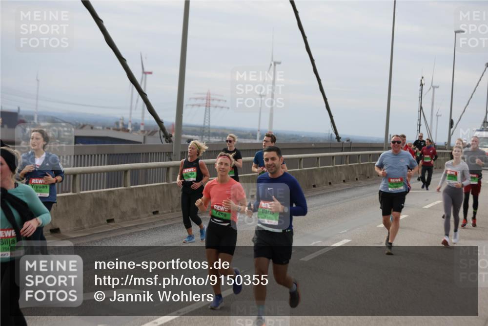03.10.2025 - Köhlbrandbrückenlauf Jannik Wohlers http://msf.ph/oto/9150355 03.10.2025 15:55:42 Position 1 7544, 9510, 7441 meine-sportfotos.de