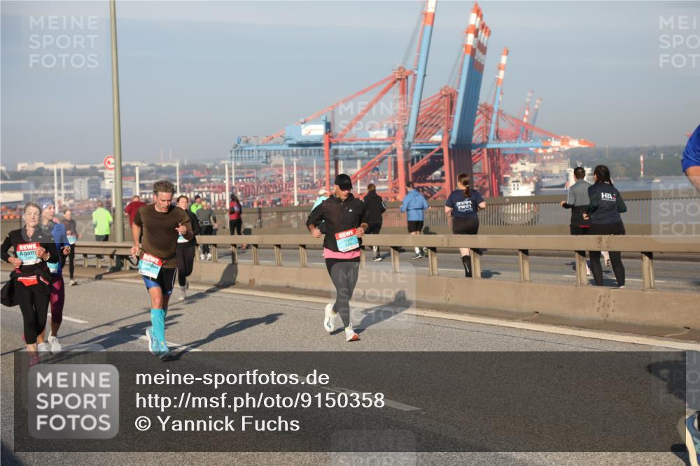 03.10.2025 - Köhlbrandbrückenlauf Yannick Fuchs http://msf.ph/oto/9150358 03.10.2025 08:42:20 Position 2  meine-sportfotos.de