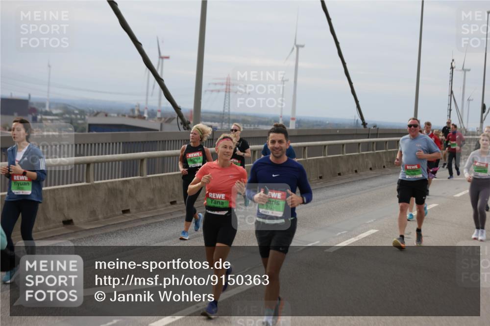 03.10.2025 - Köhlbrandbrückenlauf Jannik Wohlers http://msf.ph/oto/9150363 03.10.2025 15:55:42 Position 1 7441 meine-sportfotos.de