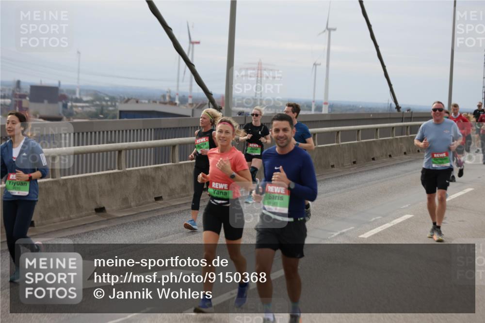 03.10.2025 - Köhlbrandbrückenlauf Jannik Wohlers http://msf.ph/oto/9150368 03.10.2025 15:55:43 Position 1 9510, 7441 meine-sportfotos.de