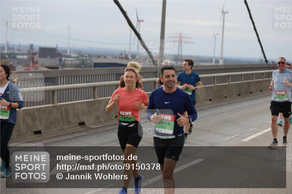 03.10.2025 - Köhlbrandbrückenlauf Jannik Wohlers http://msf.ph/oto/9150378 03.10.2025 15:55:43 Position 1 510, 7441 meine-sportfotos.de