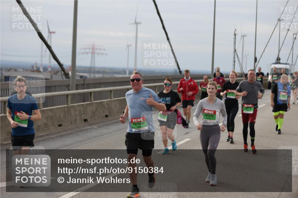03.10.2025 - Köhlbrandbrückenlauf Jannik Wohlers http://msf.ph/oto/9150384 03.10.2025 15:55:45 Position 1 7866, 097, 8345 meine-sportfotos.de