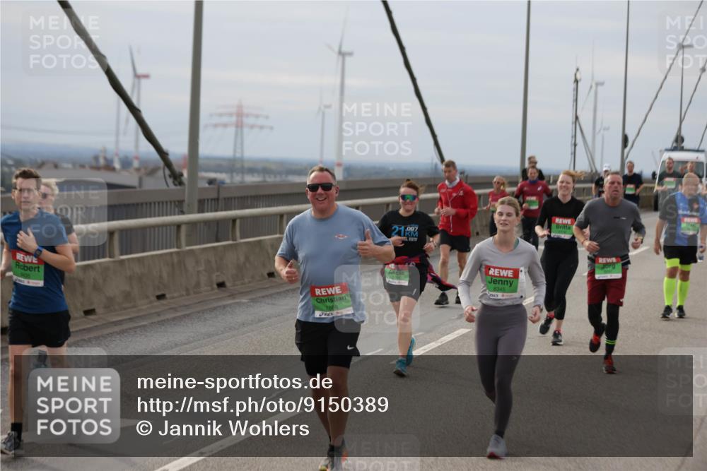 03.10.2025 - Köhlbrandbrückenlauf Jannik Wohlers http://msf.ph/oto/9150389 03.10.2025 15:55:45 Position 1 7866, 097, 8345 meine-sportfotos.de