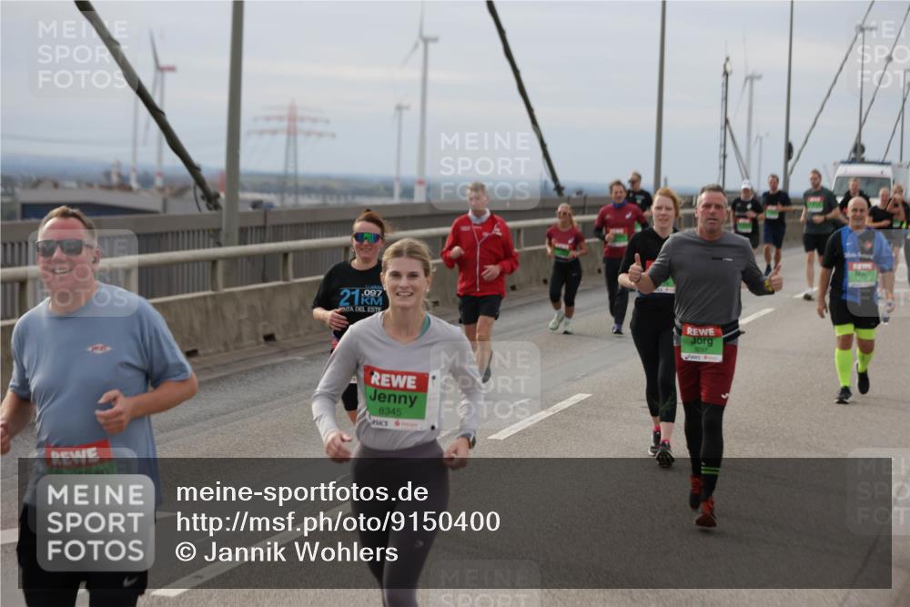 03.10.2025 - Köhlbrandbrückenlauf Jannik Wohlers http://msf.ph/oto/9150400 03.10.2025 15:55:46 Position 1 1984, 097, 21, 8345, 9297 meine-sportfotos.de