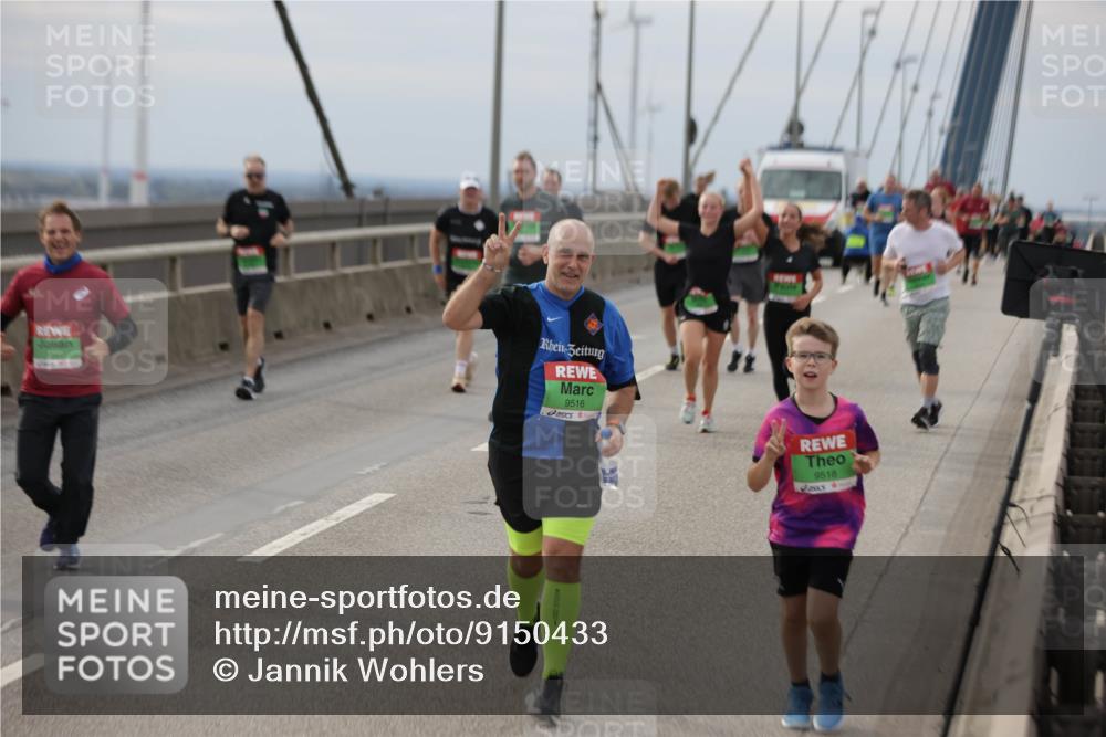 03.10.2025 - Köhlbrandbrückenlauf Jannik Wohlers http://msf.ph/oto/9150433 03.10.2025 15:55:50 Position 1 9516, 9518 meine-sportfotos.de