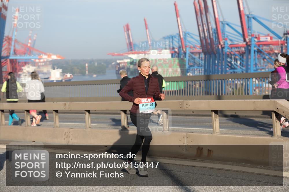03.10.2025 - Köhlbrandbrückenlauf Yannick Fuchs http://msf.ph/oto/9150447 03.10.2025 08:42:29 Position 2 3409 meine-sportfotos.de