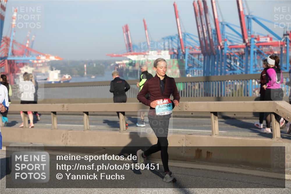 03.10.2025 - Köhlbrandbrückenlauf Yannick Fuchs http://msf.ph/oto/9150451 03.10.2025 08:42:29 Position 2 3409 meine-sportfotos.de