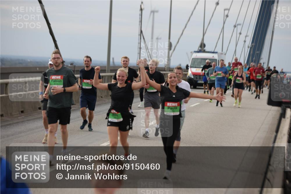 03.10.2025 - Köhlbrandbrückenlauf Jannik Wohlers http://msf.ph/oto/9150460 03.10.2025 15:55:52 Position 1  meine-sportfotos.de
