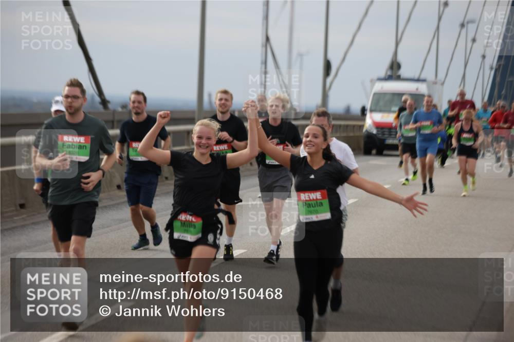 03.10.2025 - Köhlbrandbrückenlauf Jannik Wohlers http://msf.ph/oto/9150468 03.10.2025 15:55:53 Position 1 7875, 7670 meine-sportfotos.de