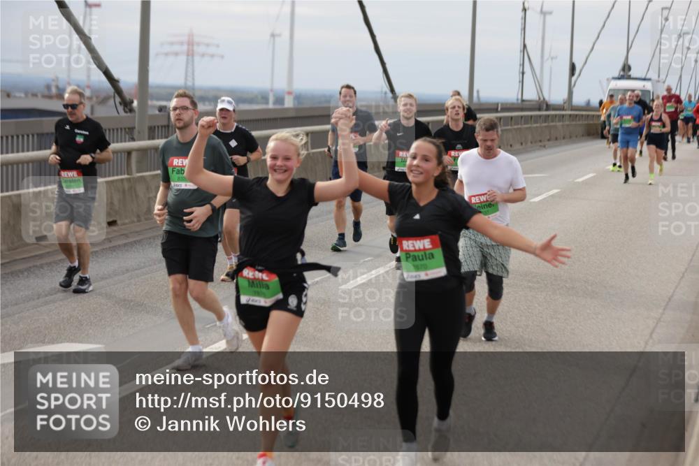 03.10.2025 - Köhlbrandbrückenlauf Jannik Wohlers http://msf.ph/oto/9150498 03.10.2025 15:55:55 Position 1 8320, 7670 meine-sportfotos.de