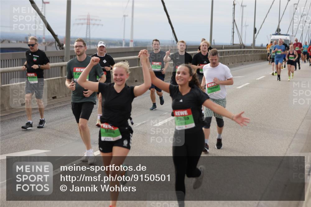 03.10.2025 - Köhlbrandbrückenlauf Jannik Wohlers http://msf.ph/oto/9150501 03.10.2025 15:55:55 Position 1 7670, 8037 meine-sportfotos.de