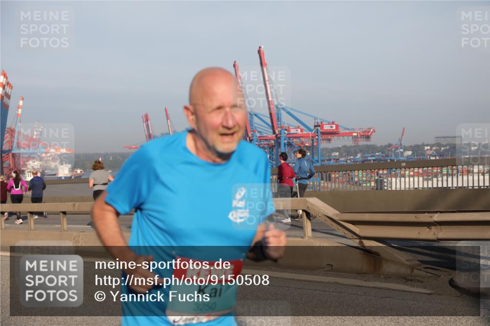 03.10.2025 - Köhlbrandbrückenlauf Yannick Fuchs http://msf.ph/oto/9150508 03.10.2025 08:42:35 Position 2 3250 meine-sportfotos.de