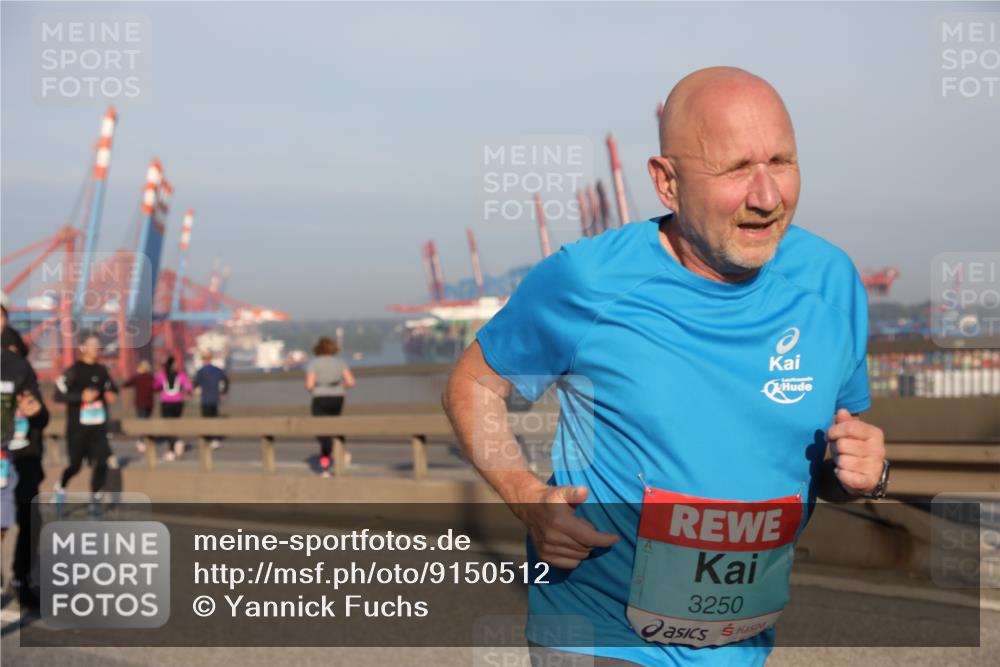 03.10.2025 - Köhlbrandbrückenlauf Yannick Fuchs http://msf.ph/oto/9150512 03.10.2025 08:42:35 Position 2 3250 meine-sportfotos.de