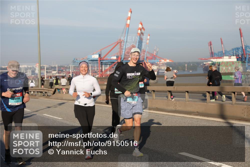 03.10.2025 - Köhlbrandbrückenlauf Yannick Fuchs http://msf.ph/oto/9150516 03.10.2025 08:42:36 Position 2 1250, 70, 3 meine-sportfotos.de