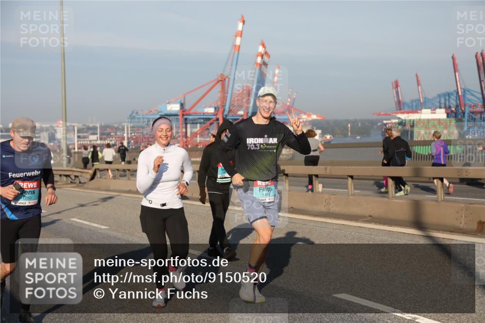 03.10.2025 - Köhlbrandbrückenlauf Yannick Fuchs http://msf.ph/oto/9150520 03.10.2025 08:42:36 Position 2 1250, 70, 3, 1486 meine-sportfotos.de